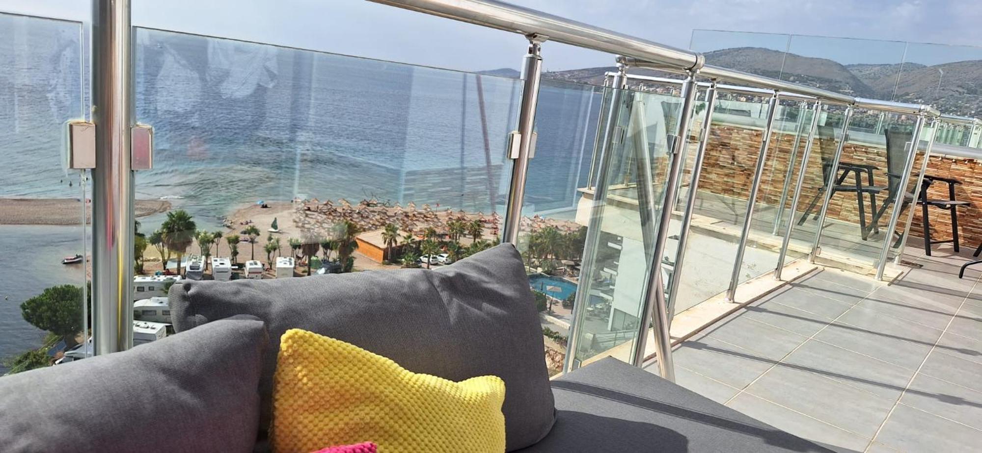 Sadet'S Penthouse Saranda Apartment Exterior photo